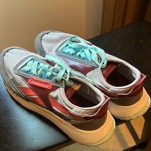 reebok tennis shoes